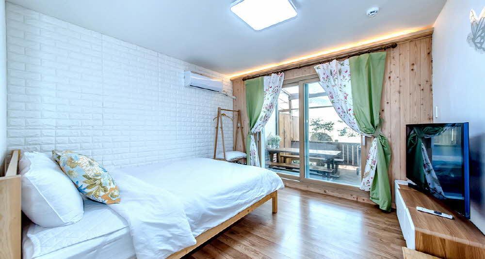 Sungsan Hill Villa Seogwipo Exterior foto